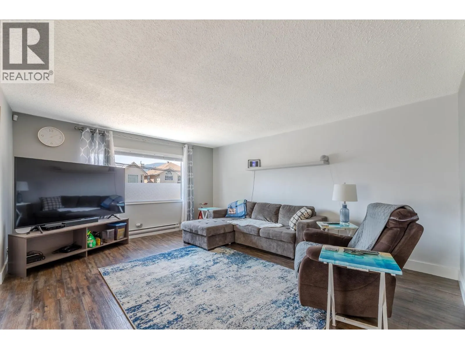 1752 Fairford Drive