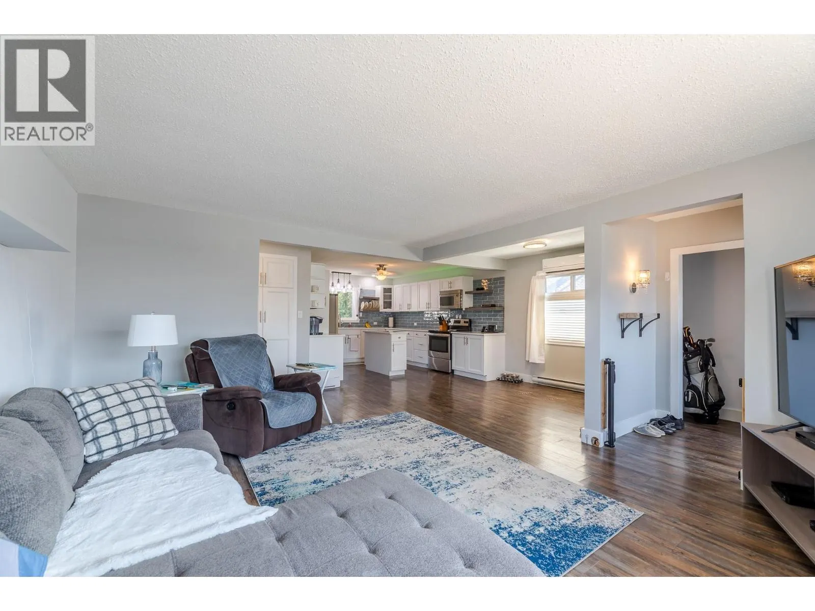 1752 Fairford Drive