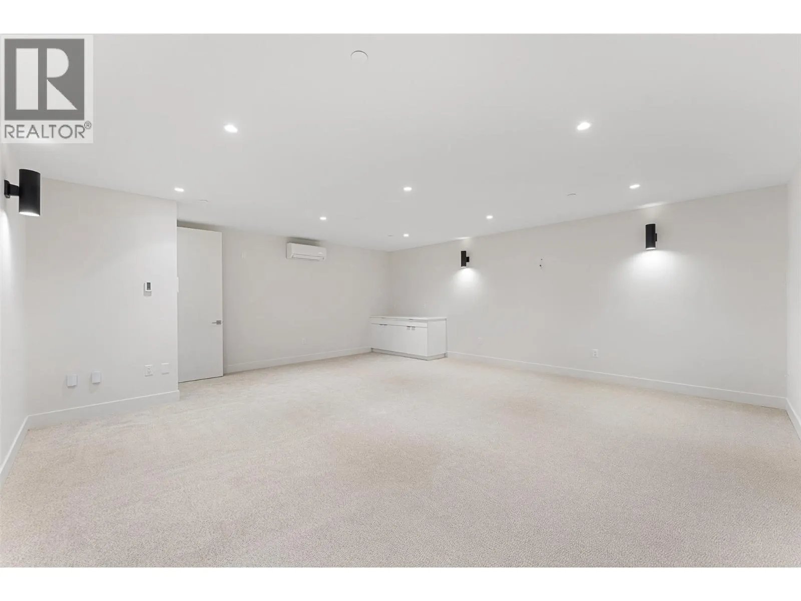 18697 Mckenzie Court