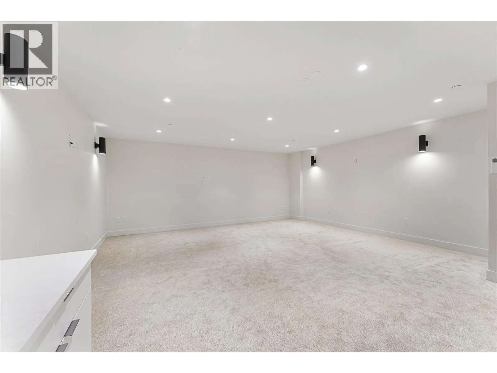 18697 Mckenzie Court