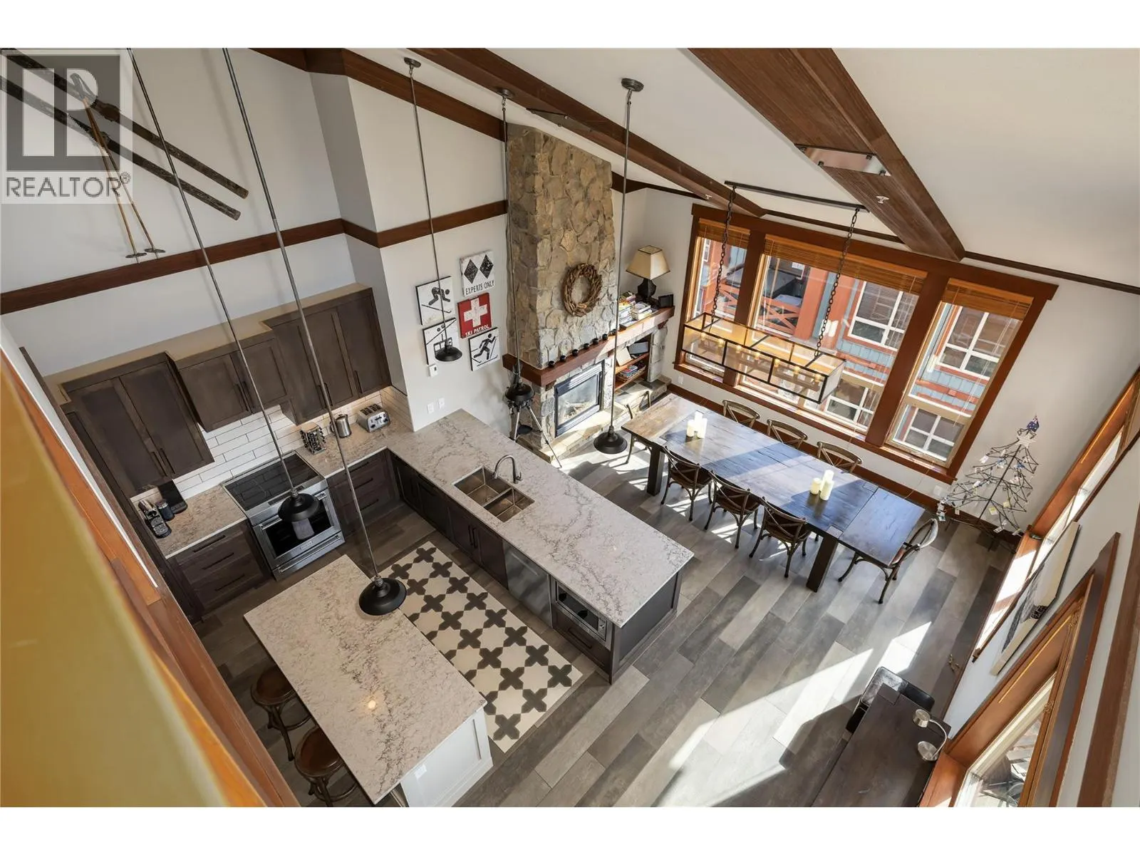 5257 Big White Road Unit# 403/404