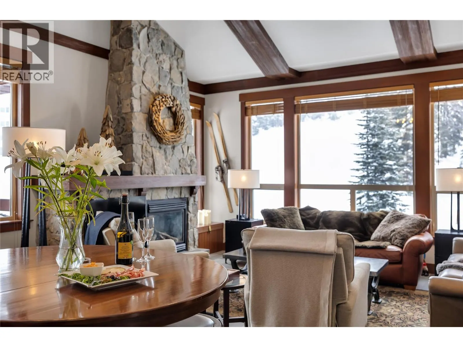 5257 Big White Road Unit# 403/404