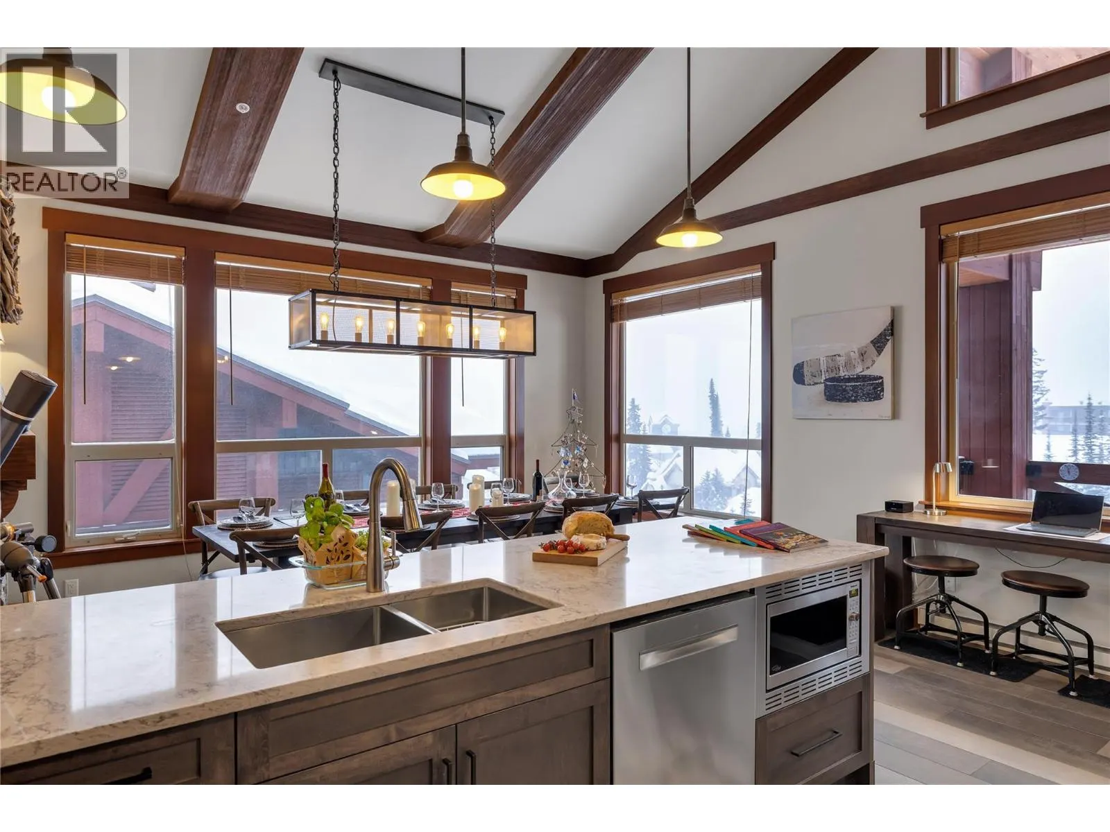 5257 Big White Road Unit# 403/404