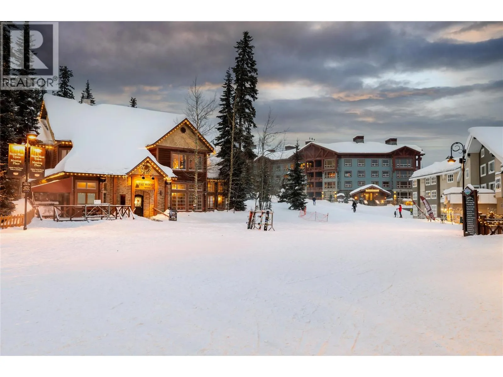 5257 Big White Road Unit# 403/404