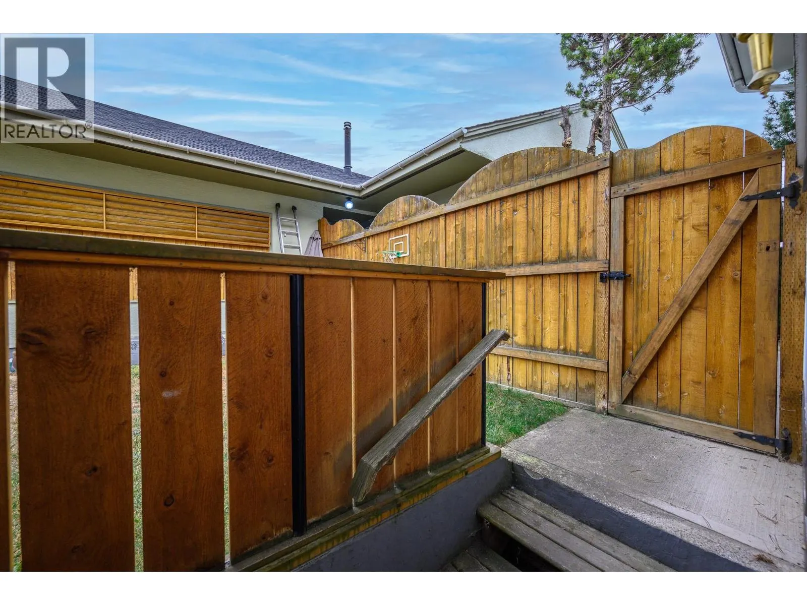 3411 17 Avenue Unit# A2
