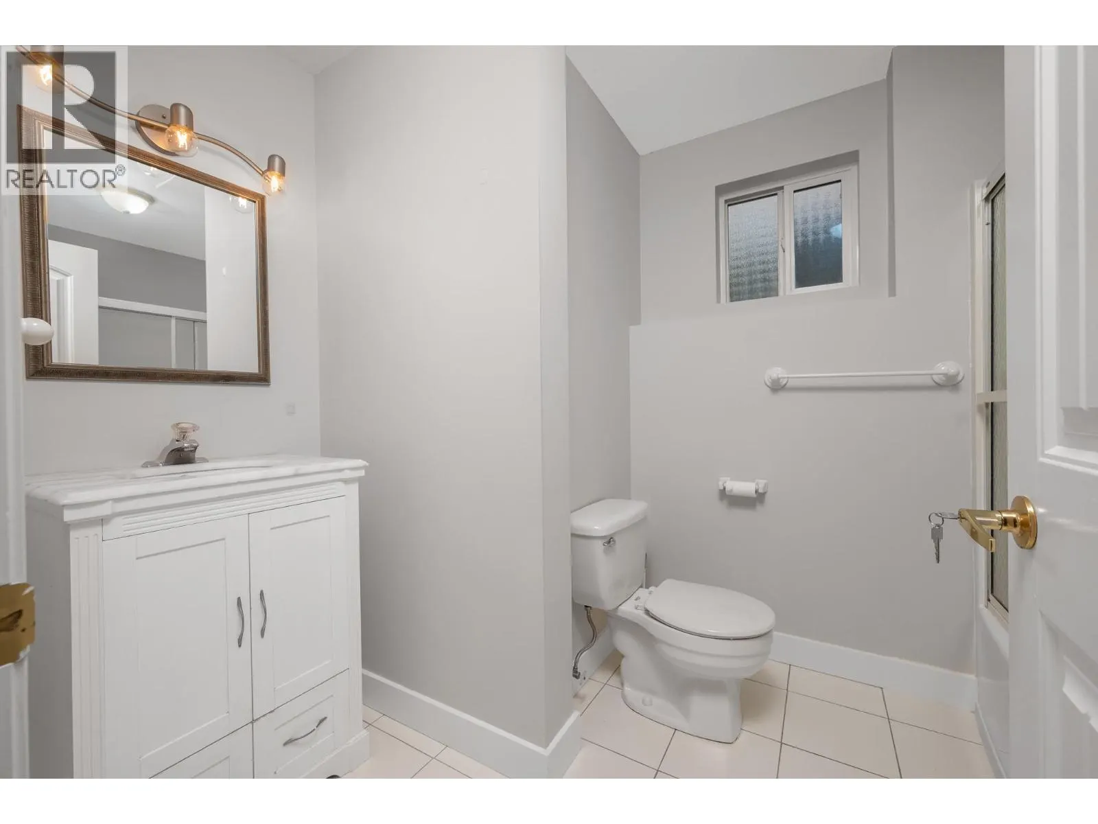 3411 17 Avenue Unit# A2