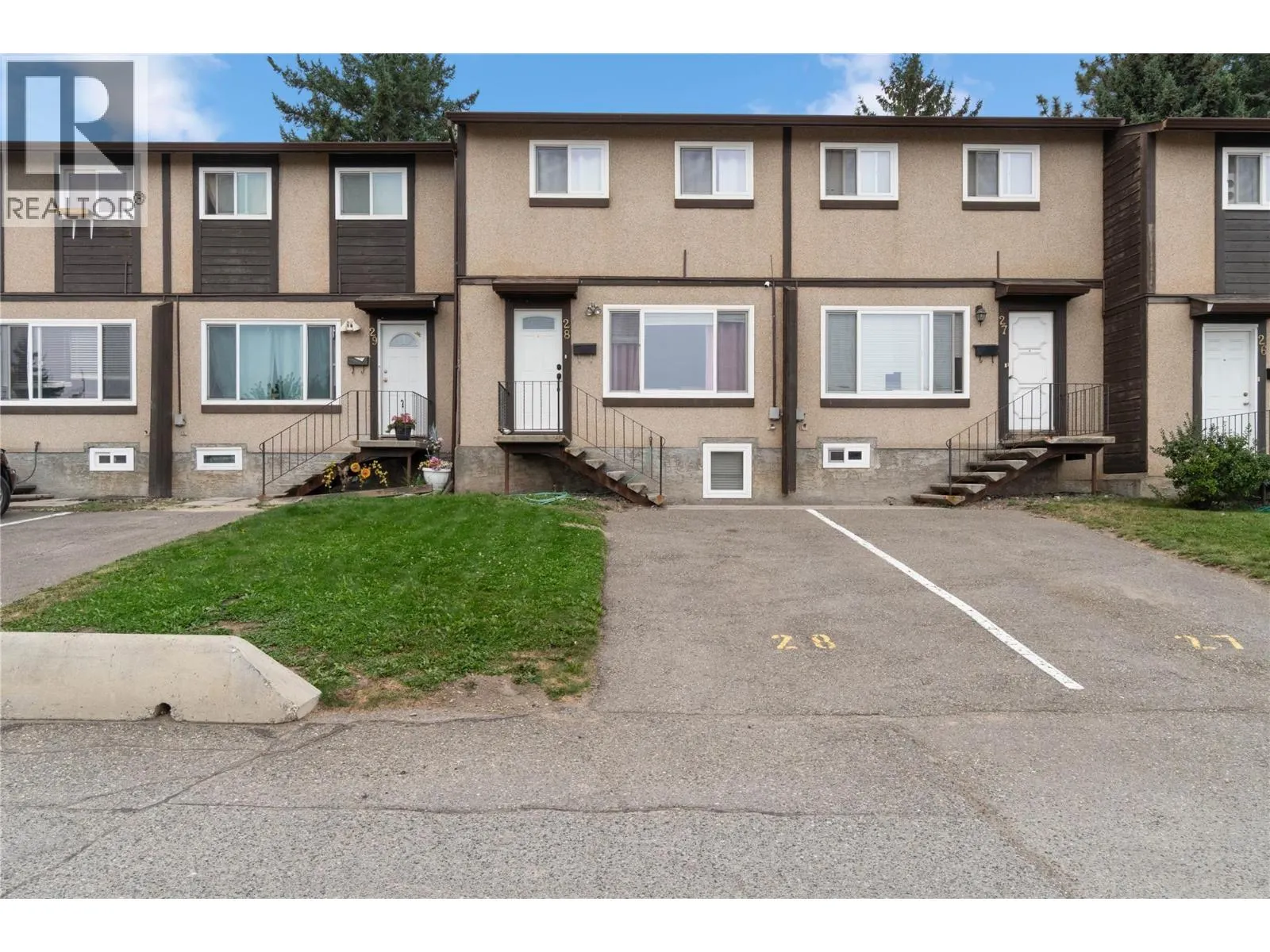 1605 Summit Drive Unit# 28