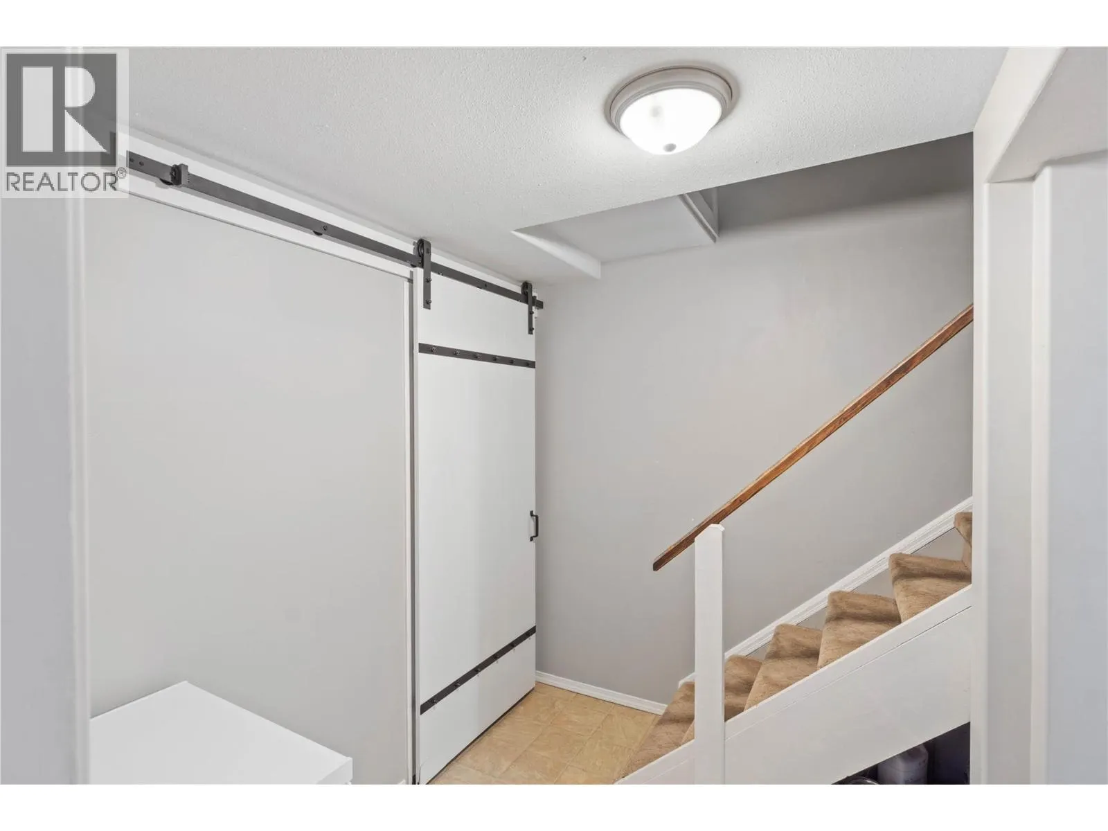 1605 Summit Drive Unit# 28