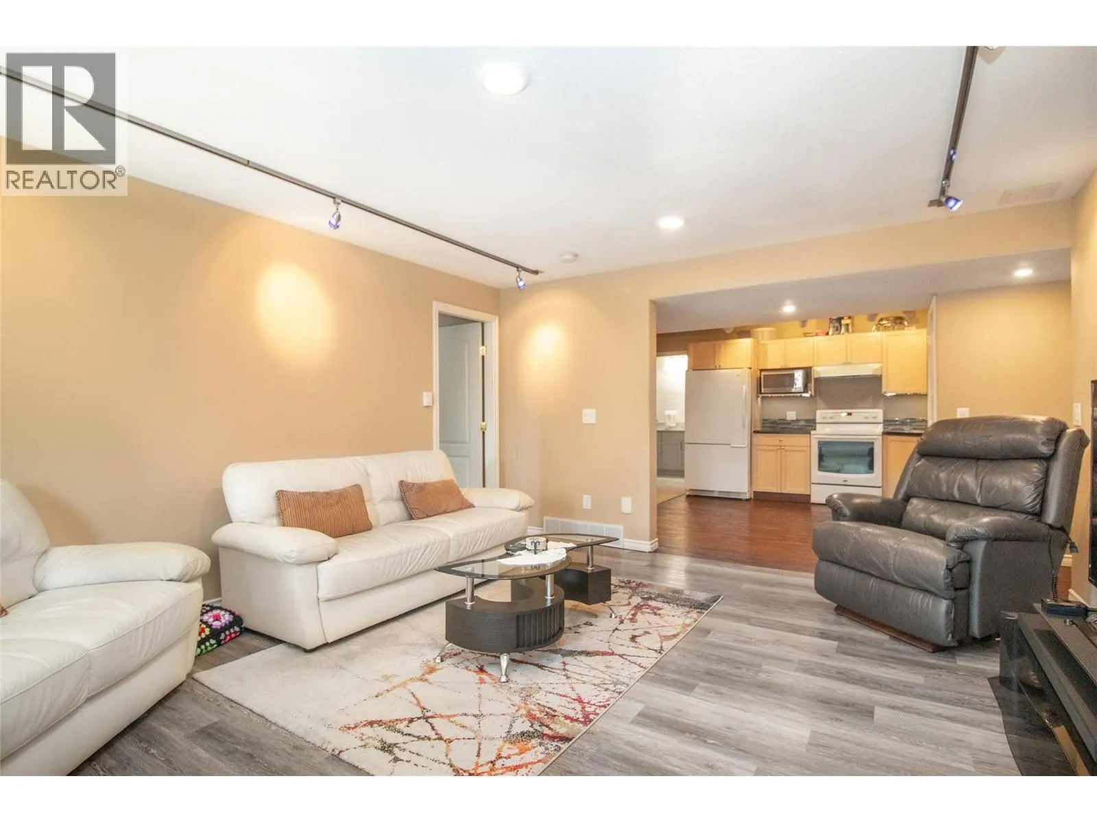 3349 Larkspur Court