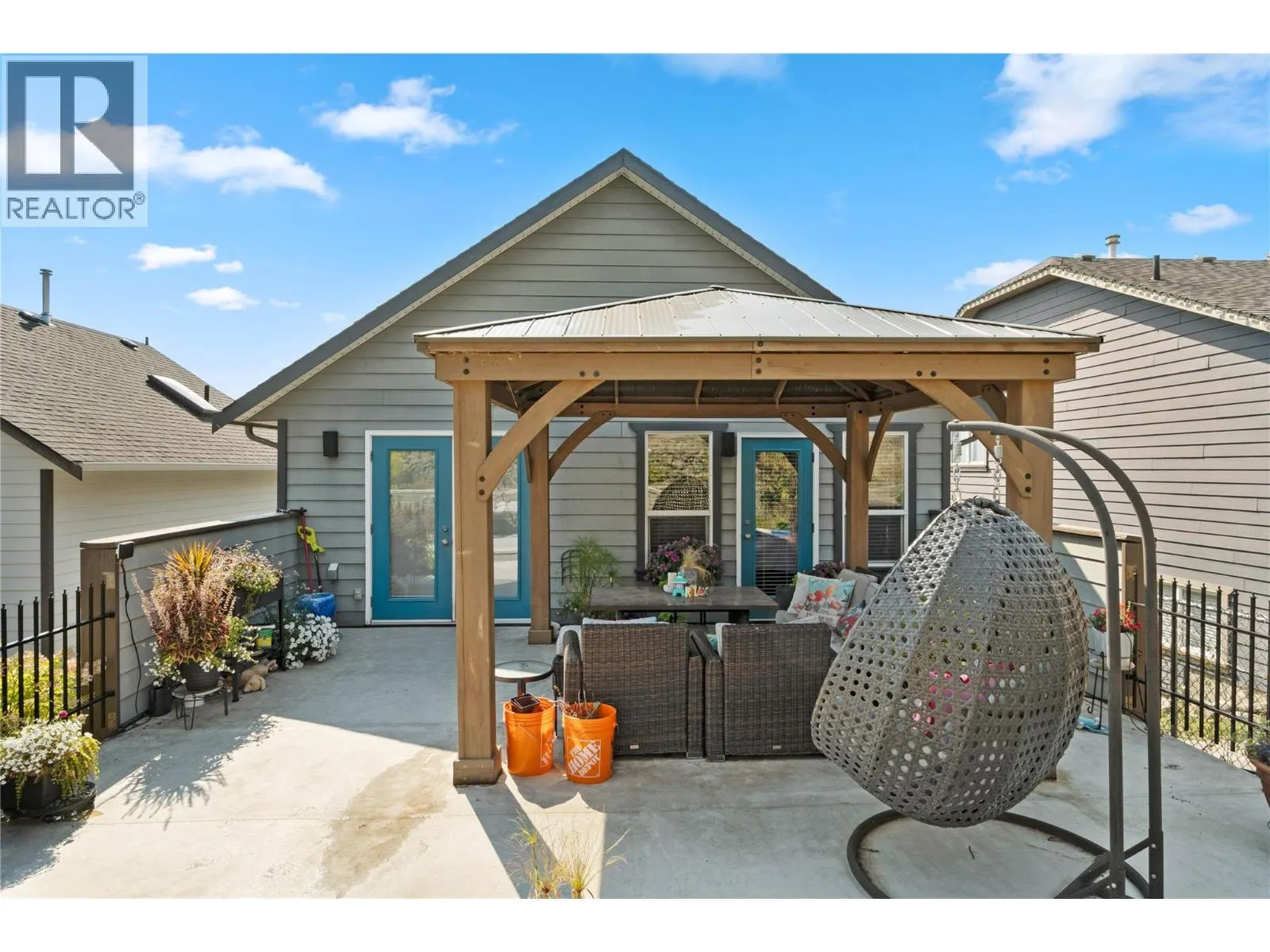 1218 RAVEN Drive