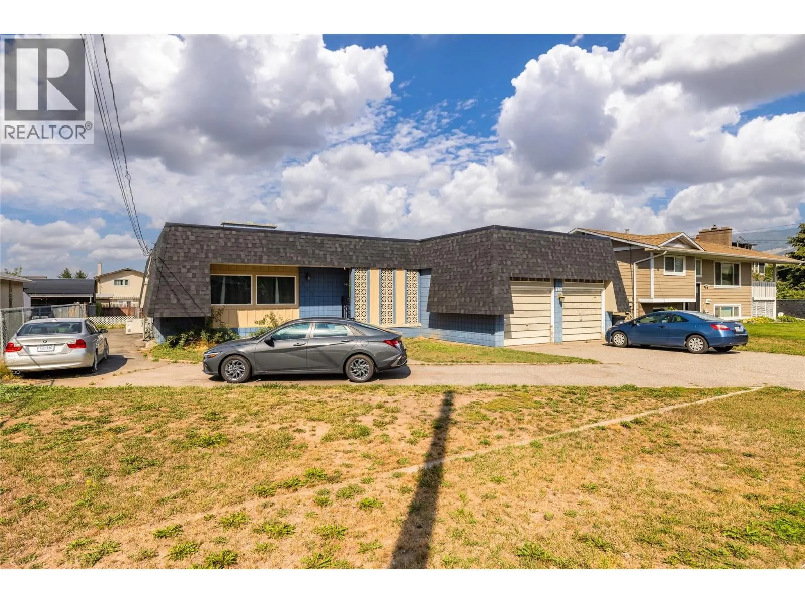 290 Leathead Road