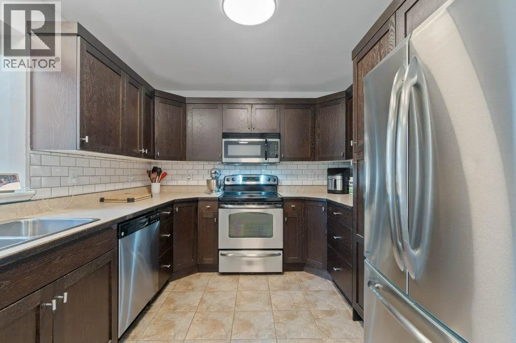 1449 1 Avenue NE Unit# 102
