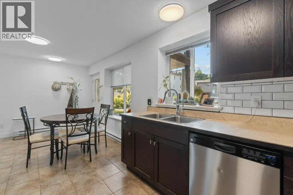 1449 1 Avenue NE Unit# 102
