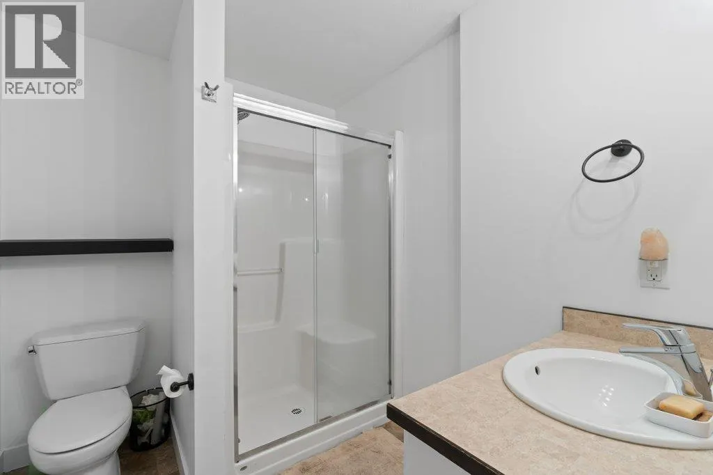 1449 1 Avenue NE Unit# 102