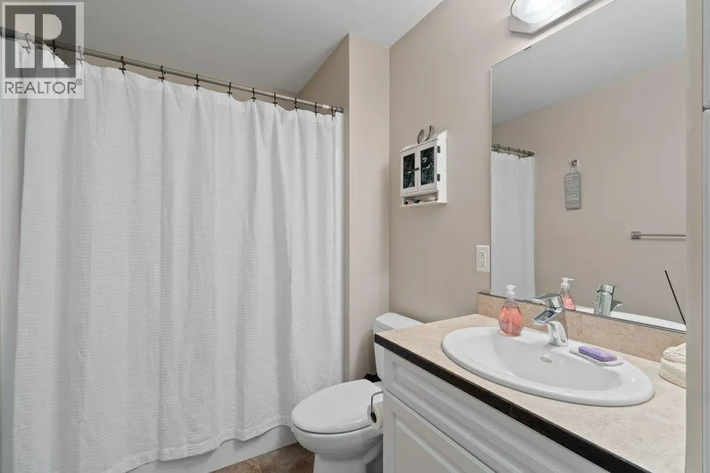 1449 1 Avenue NE Unit# 102