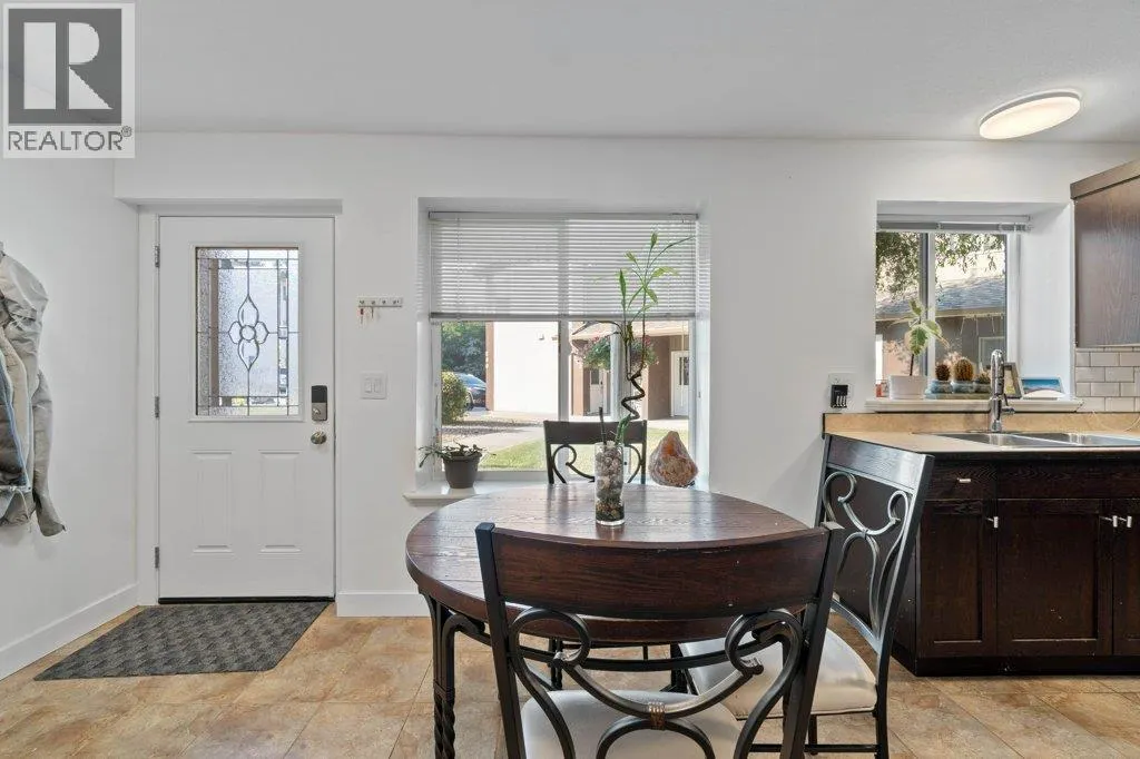1449 1 Avenue NE Unit# 102