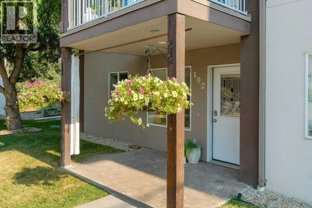 1449 1 Avenue NE Unit# 102