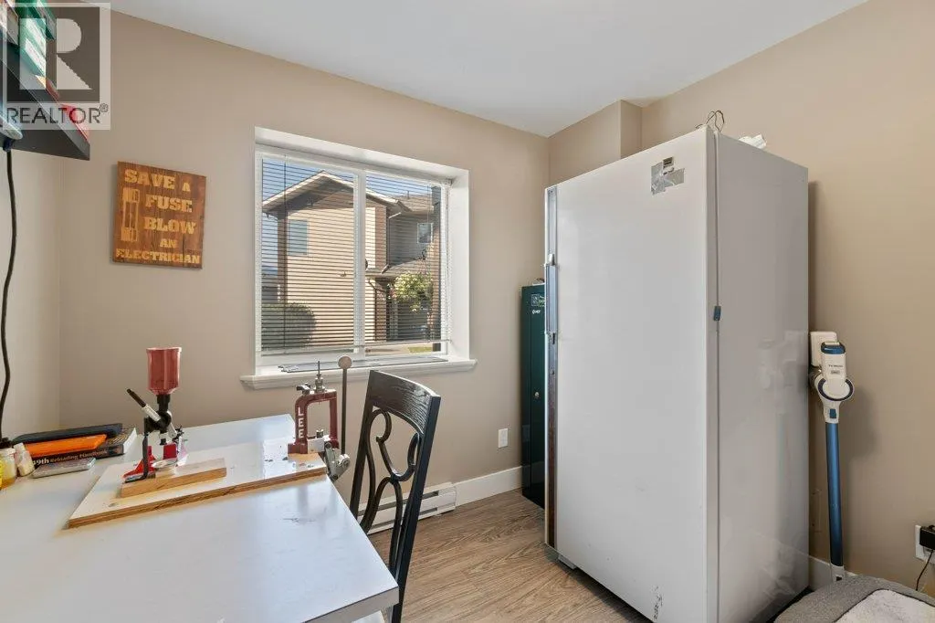 1449 1 Avenue NE Unit# 102