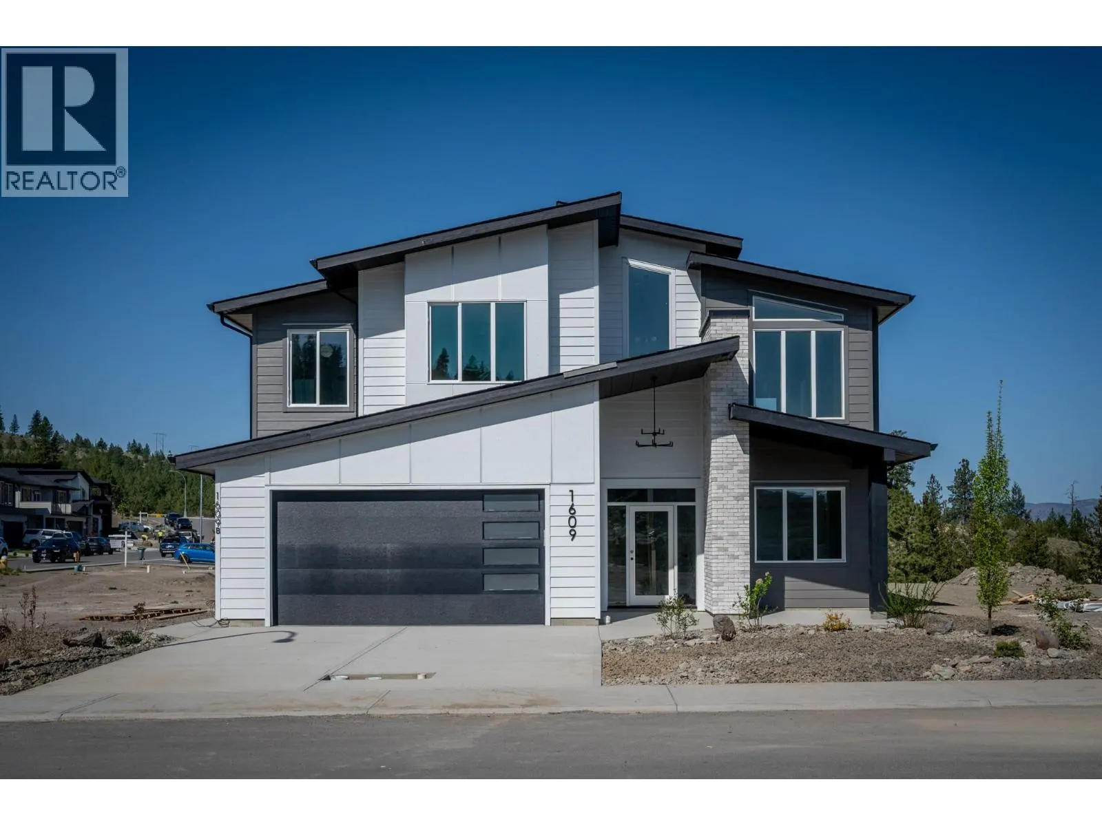 1609 Cordonier Place