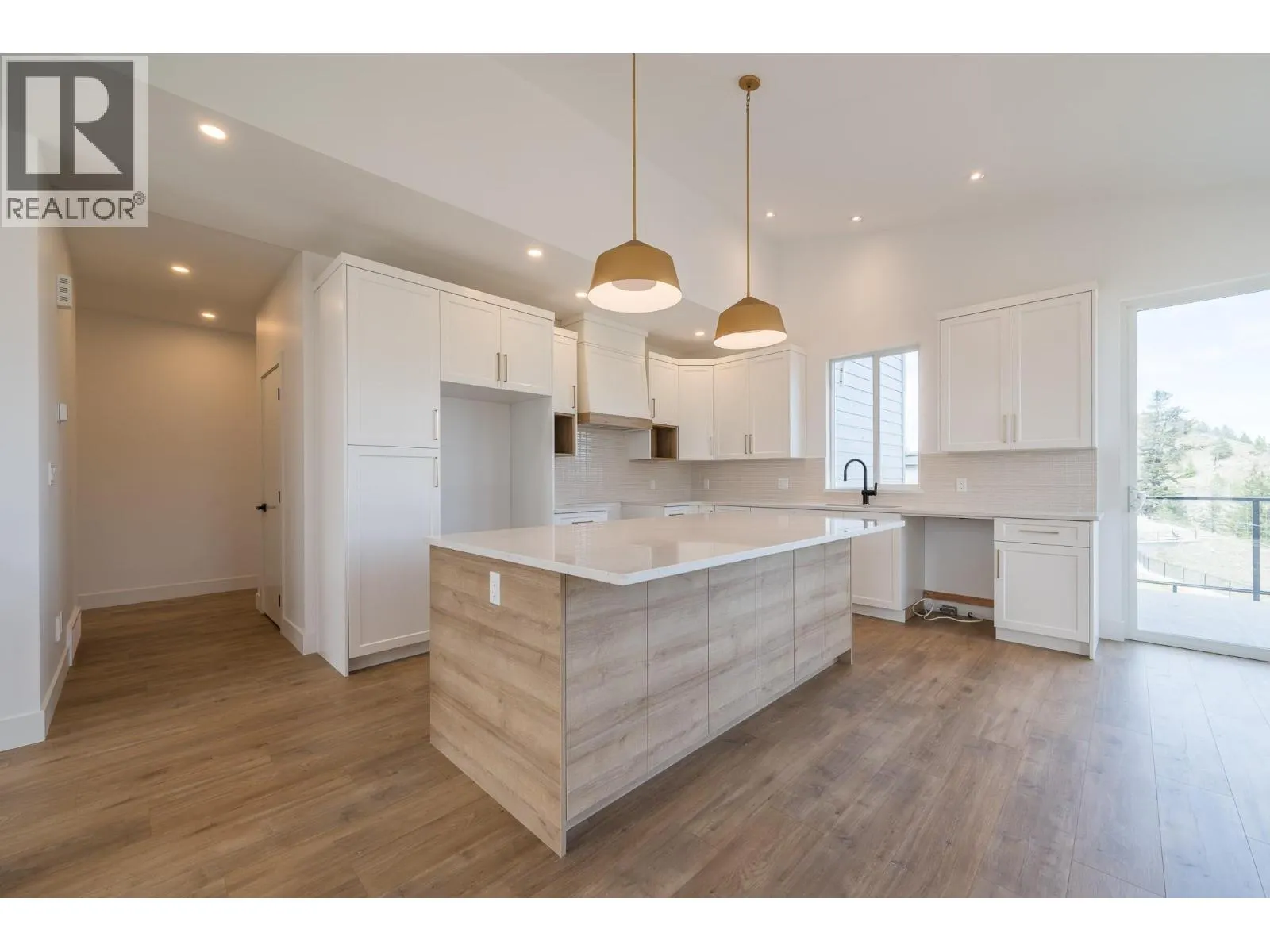 1609 Cordonier Place