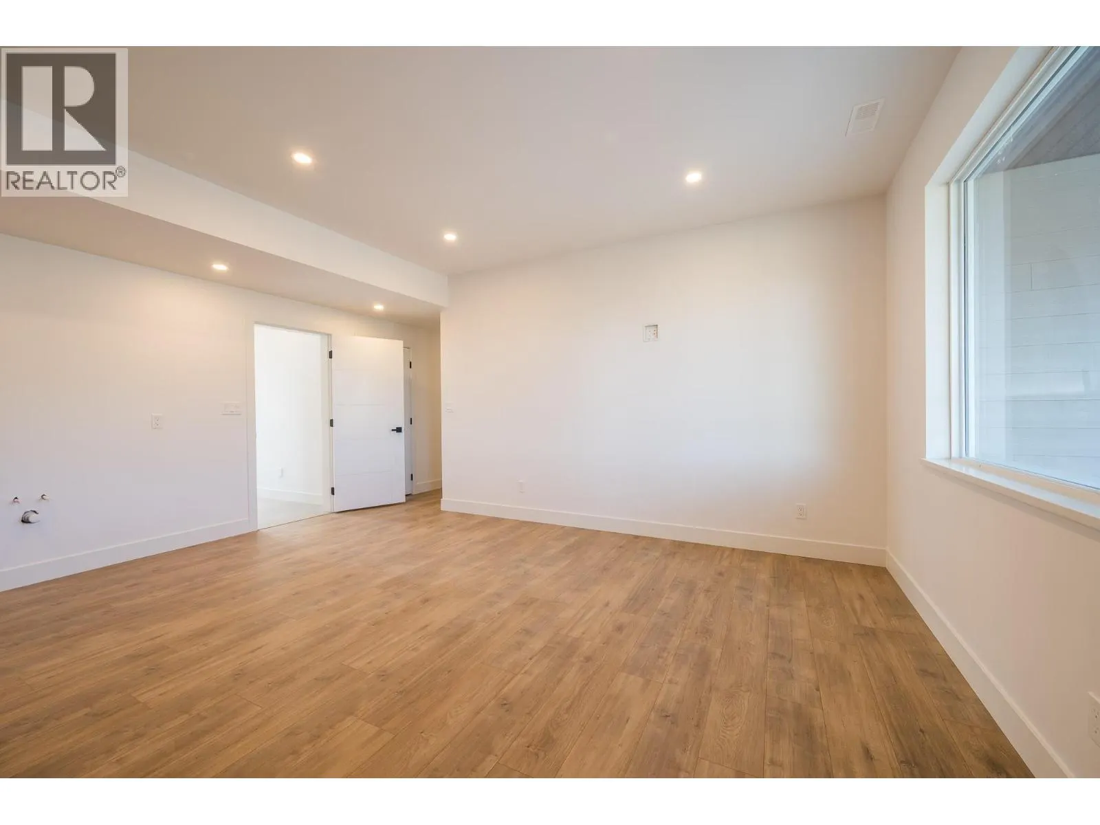 1609 Cordonier Place