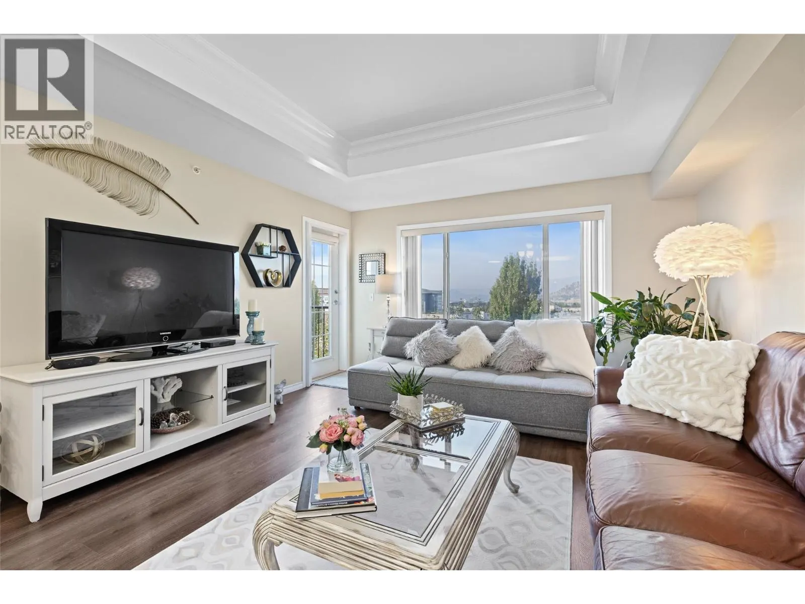 265 Froelich Road Unit# 408