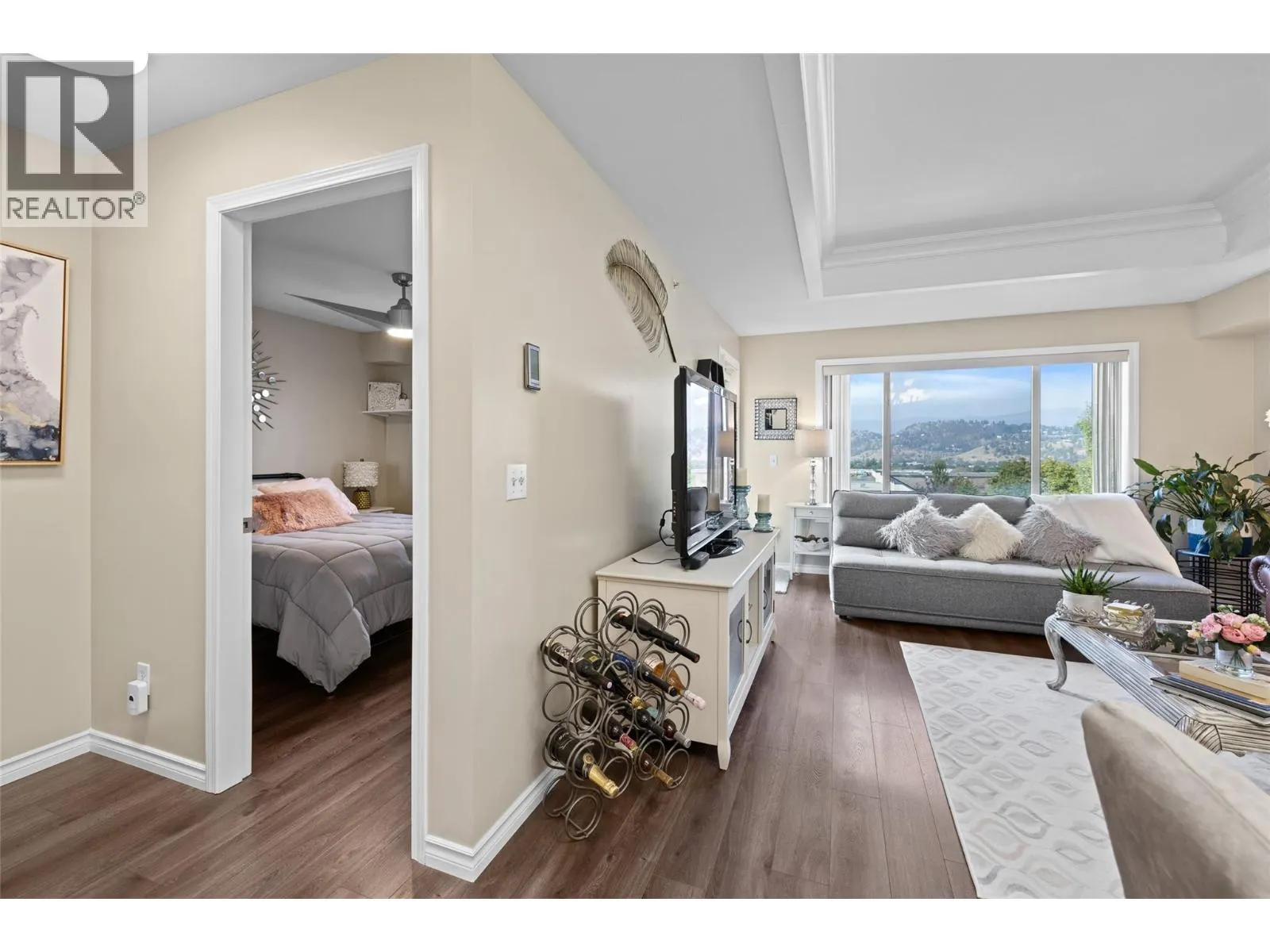 265 Froelich Road Unit# 408