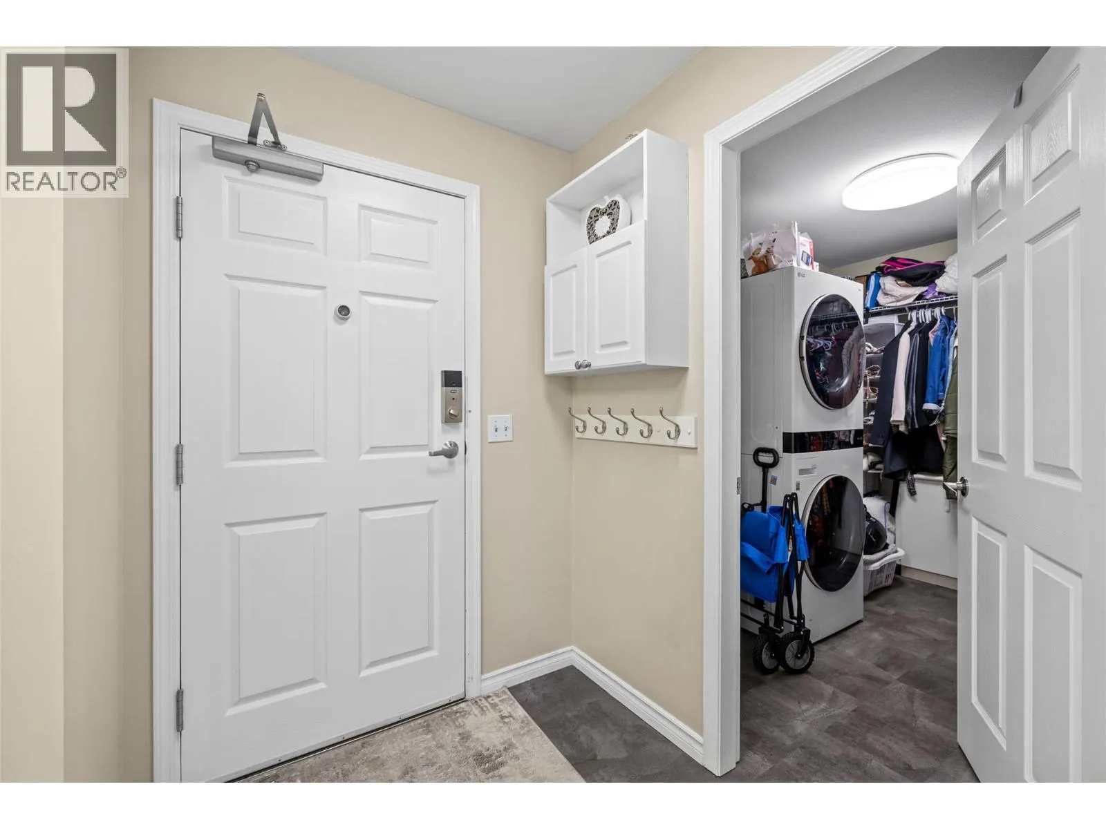 265 Froelich Road Unit# 408