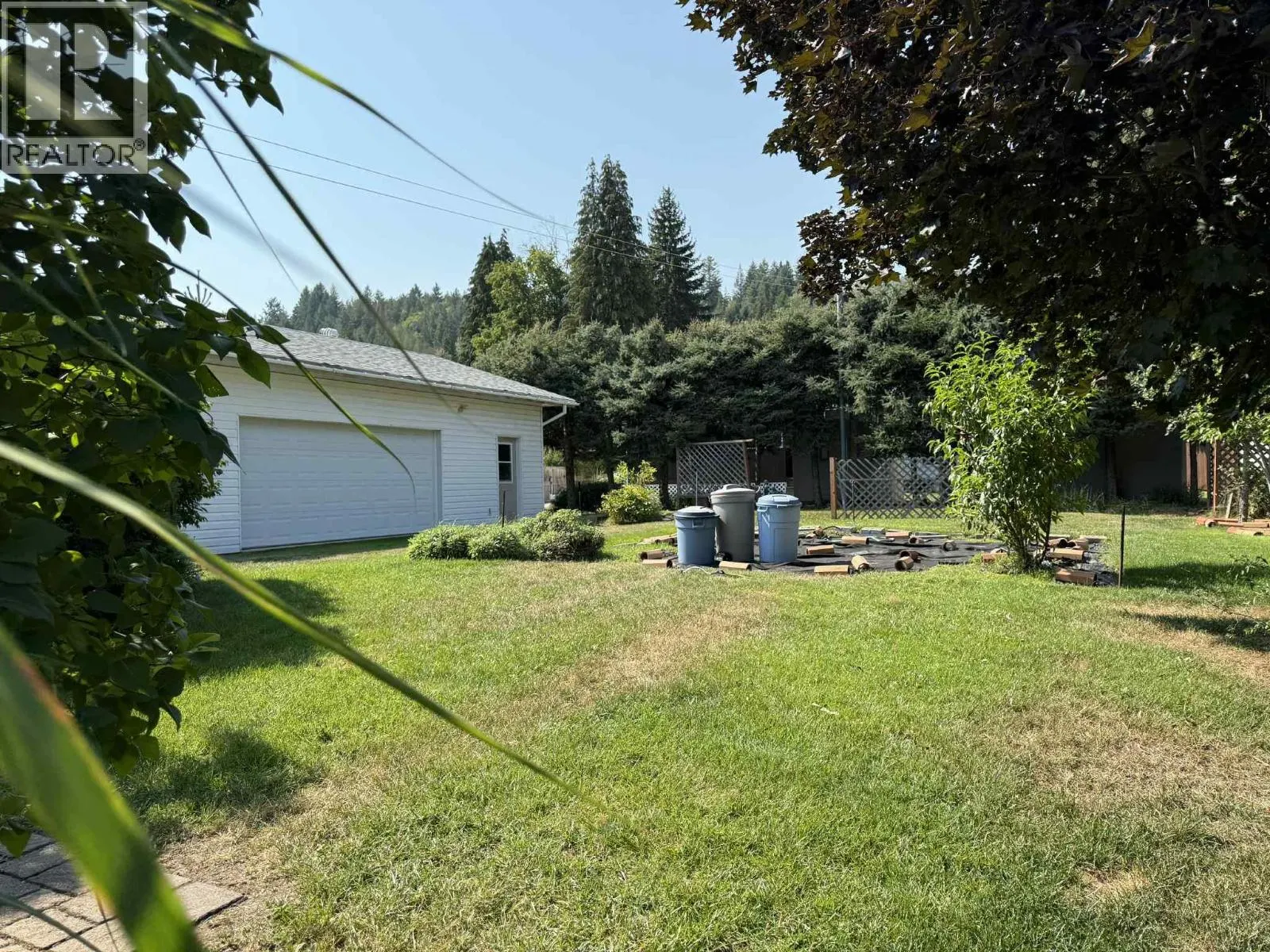 2416 9TH Avenue