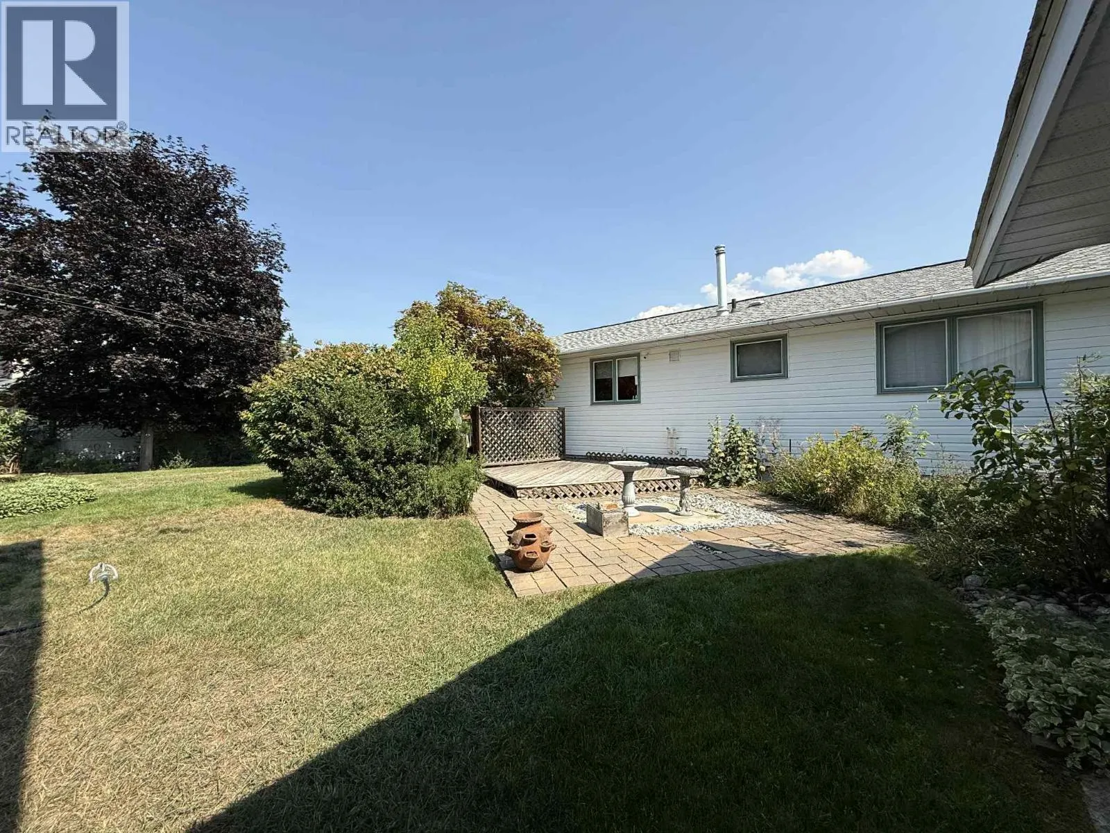 2416 9TH Avenue