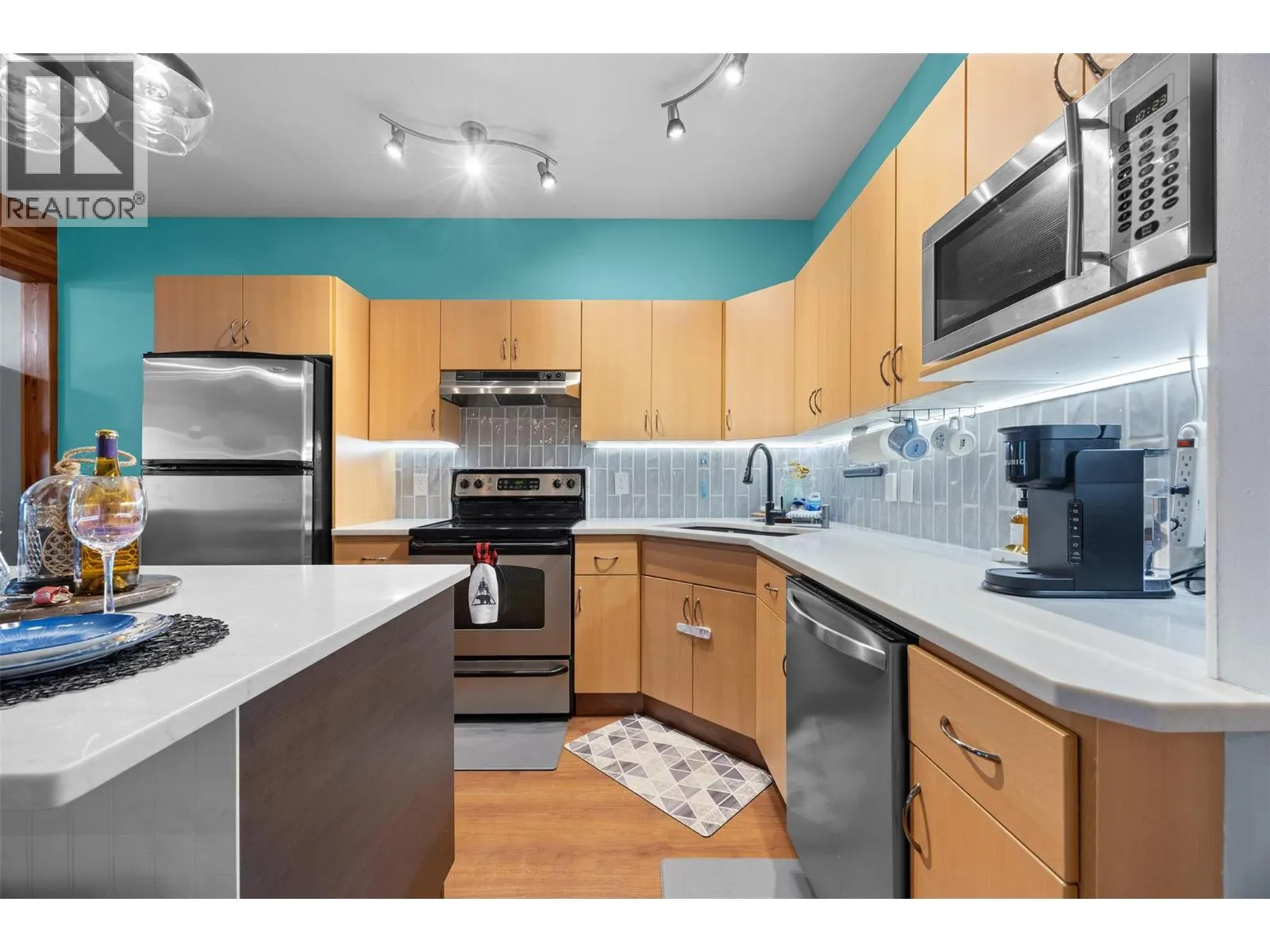 857 Fairview Road Unit# 103