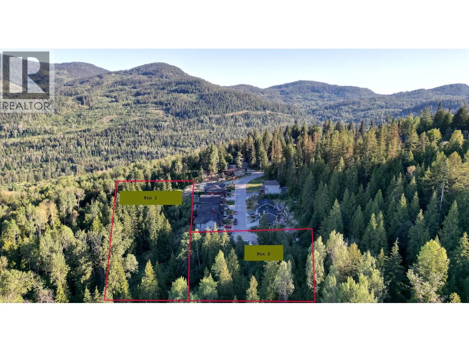 2812 CEDAR Crescent