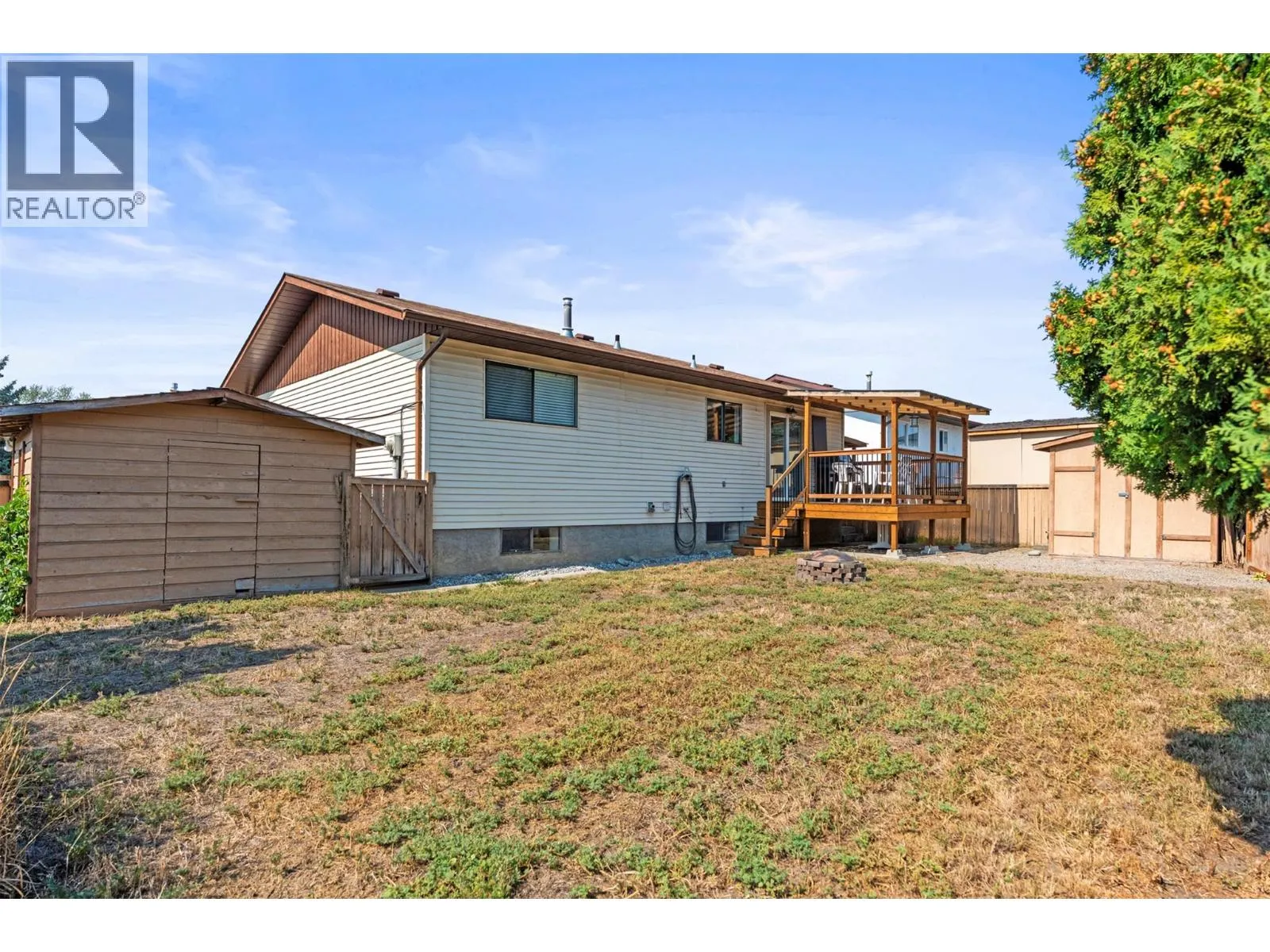 5609 Willow Place