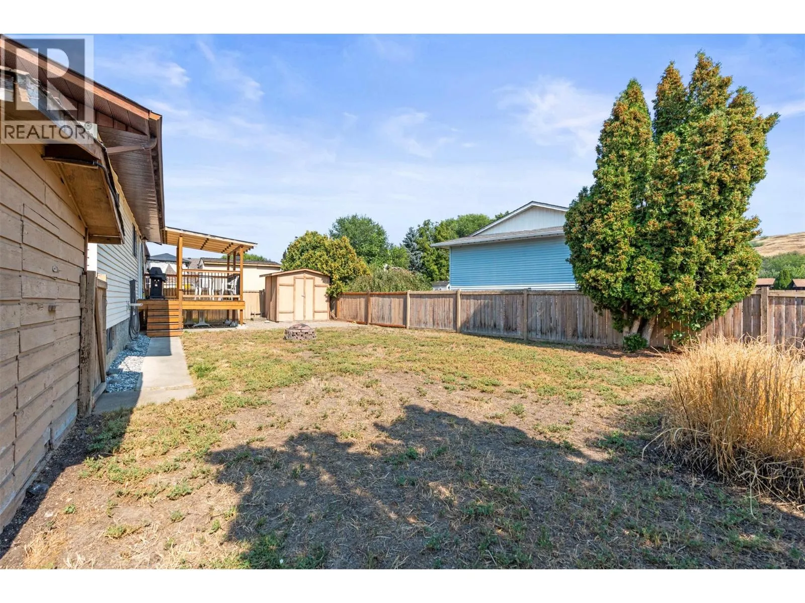 5609 Willow Place