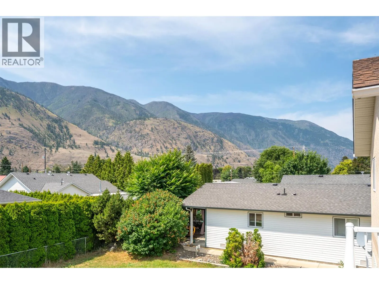 523 10th Avenue Unit# 2