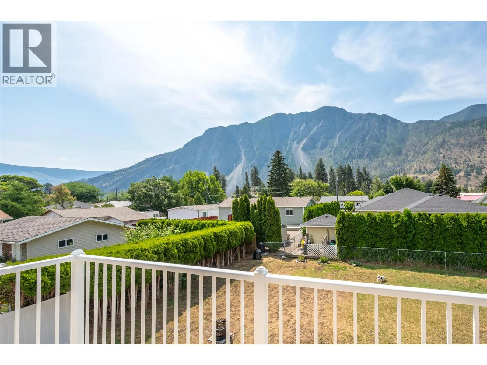 523 10th Avenue Unit# 2