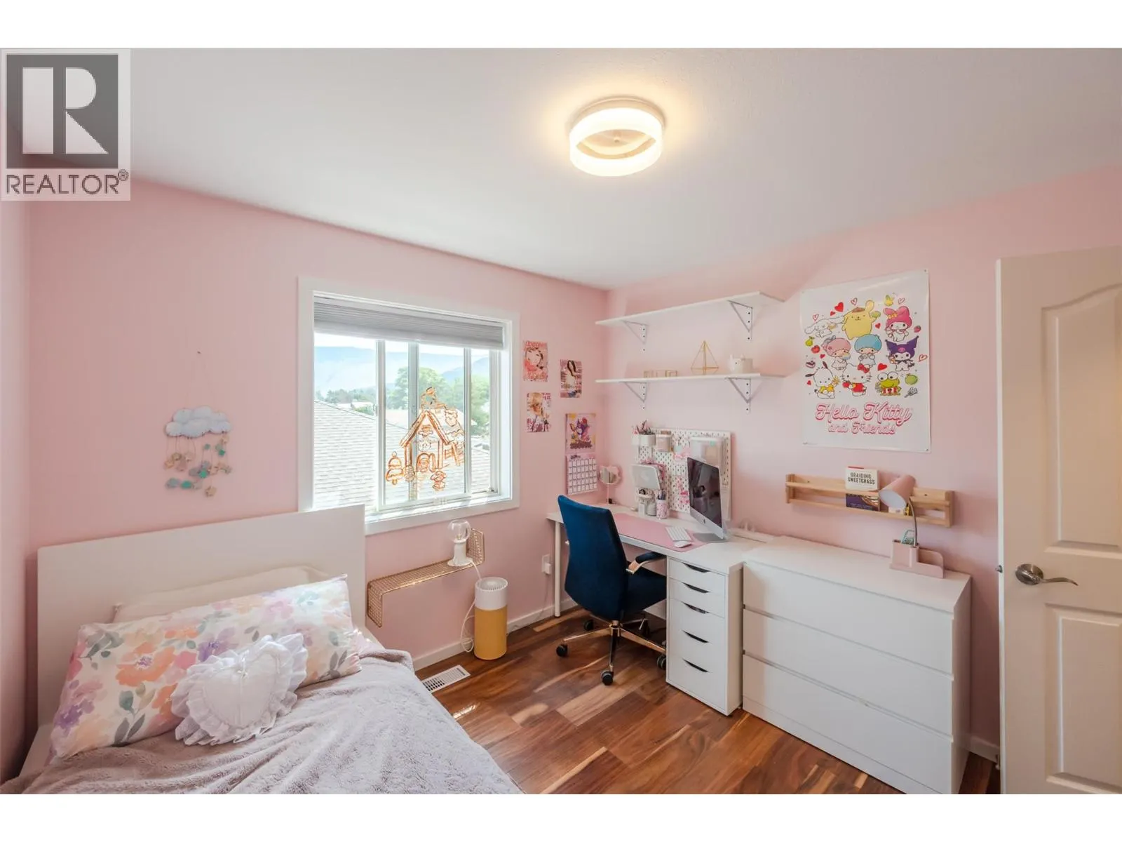 523 10th Avenue Unit# 2