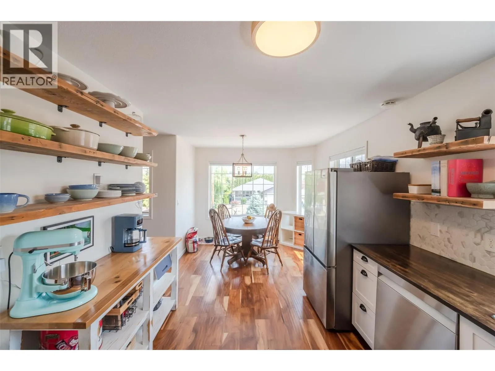 523 10th Avenue Unit# 2
