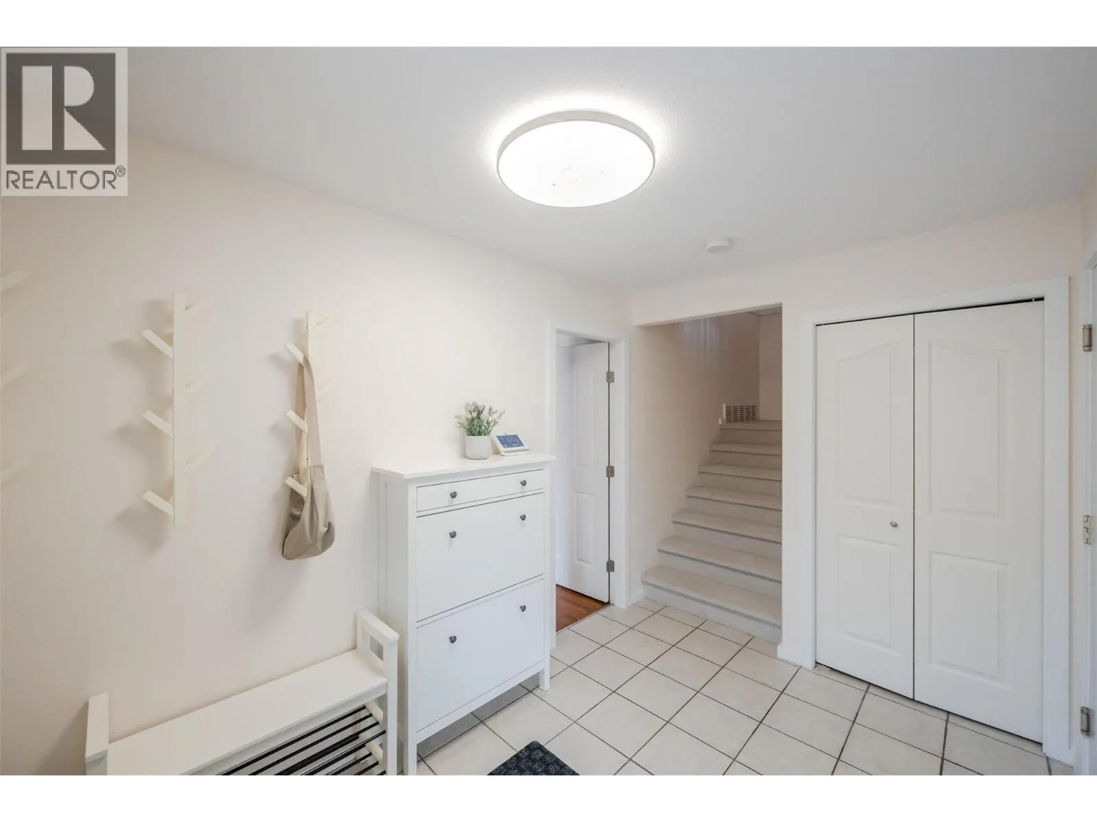 523 10th Avenue Unit# 2