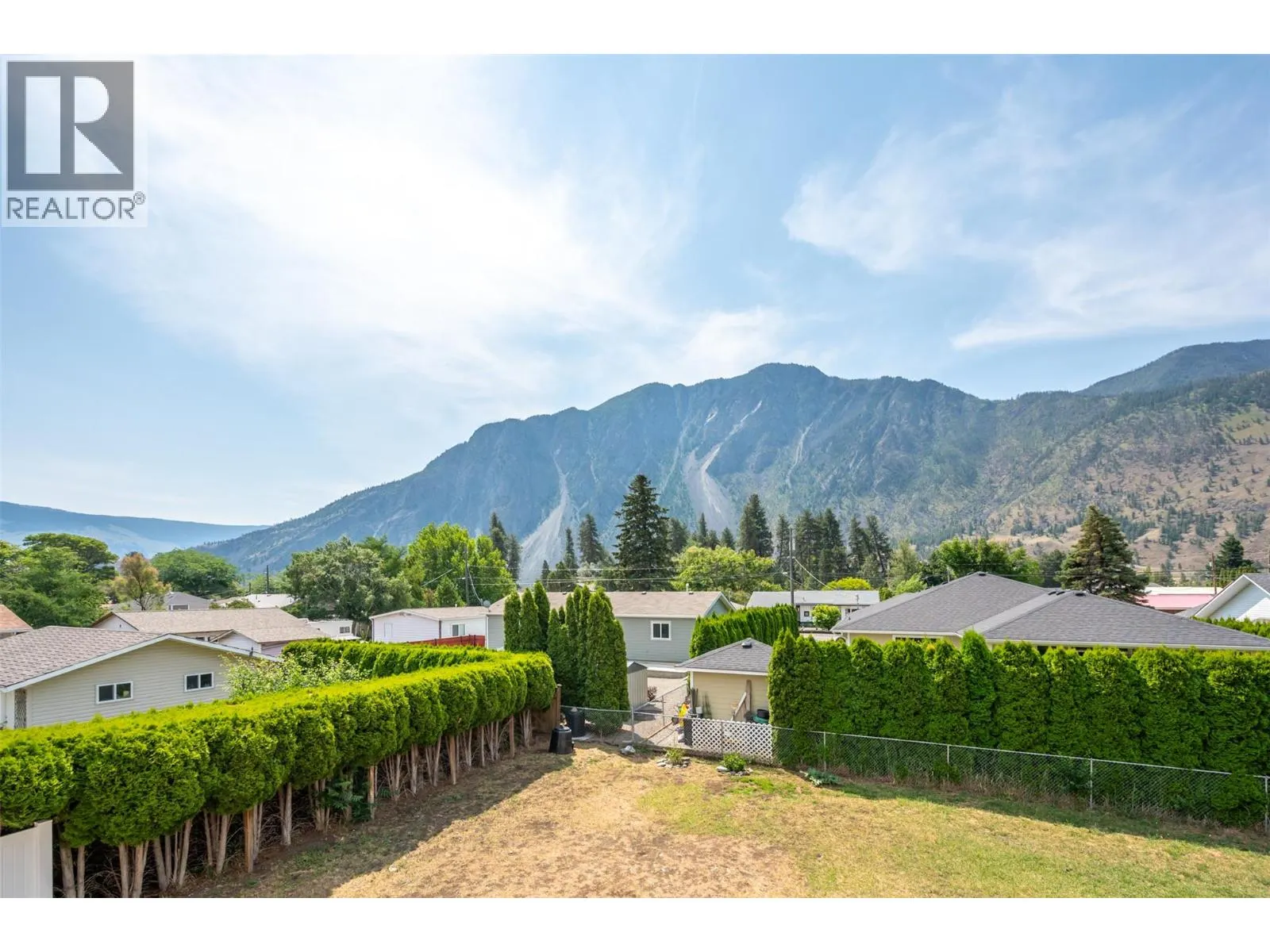 523 10th Avenue Unit# 2