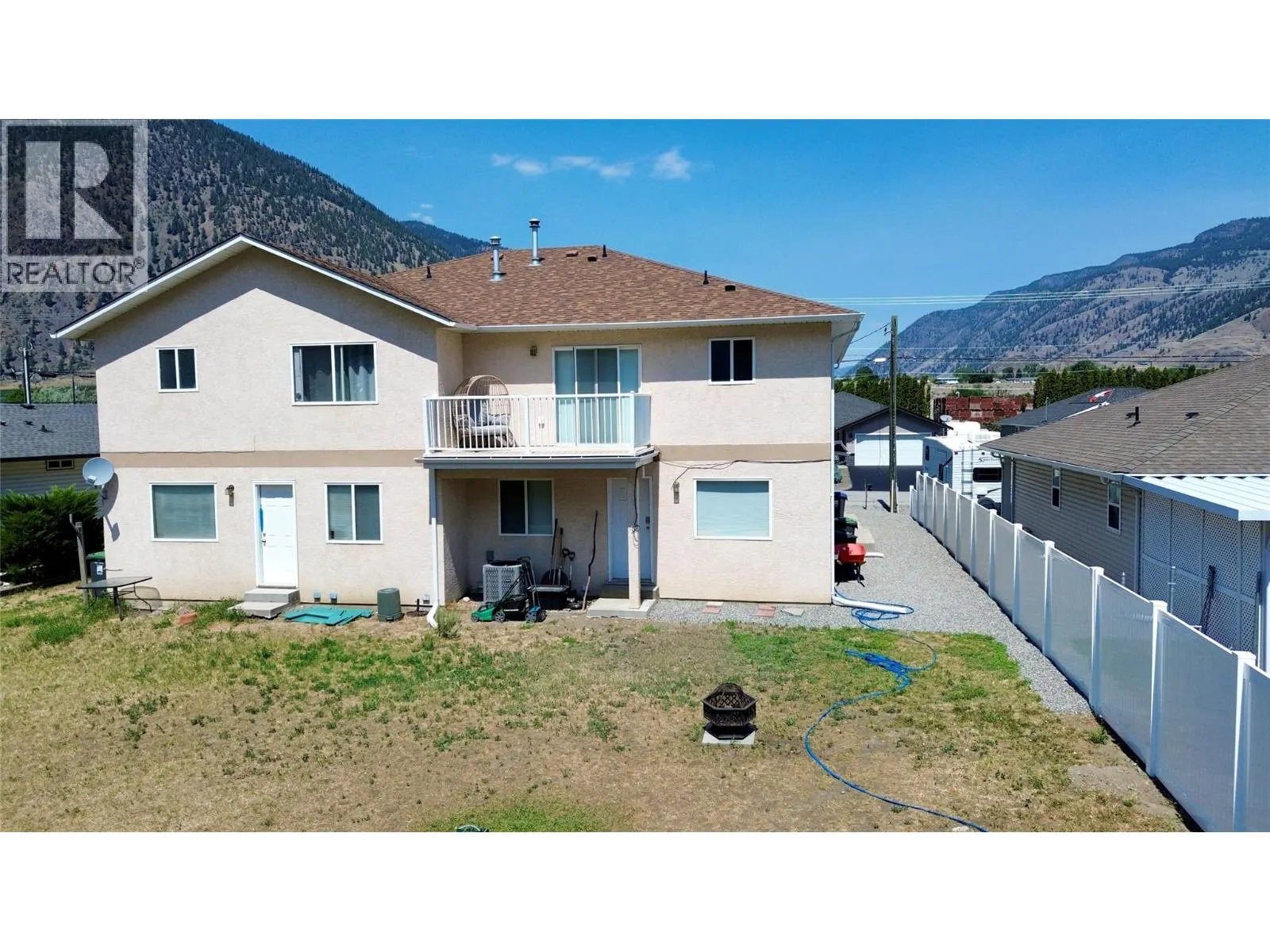 523 10th Avenue Unit# 2