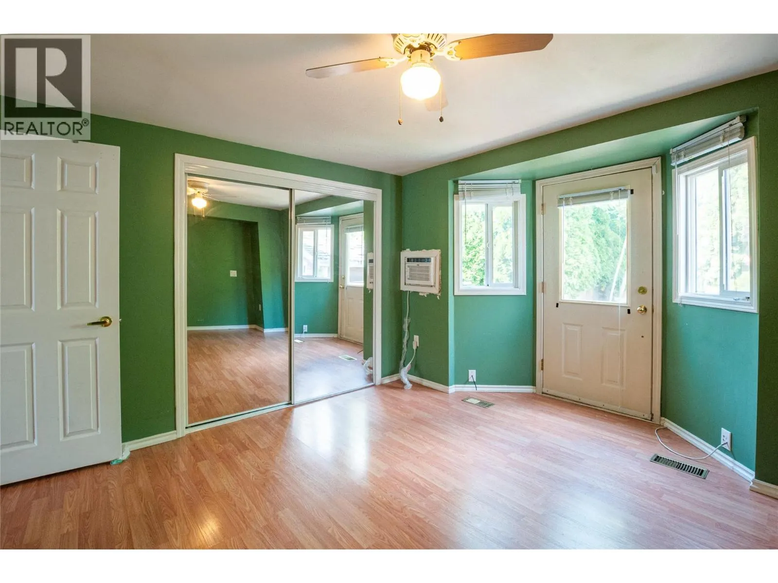 3245 Paris Street Unit# 95