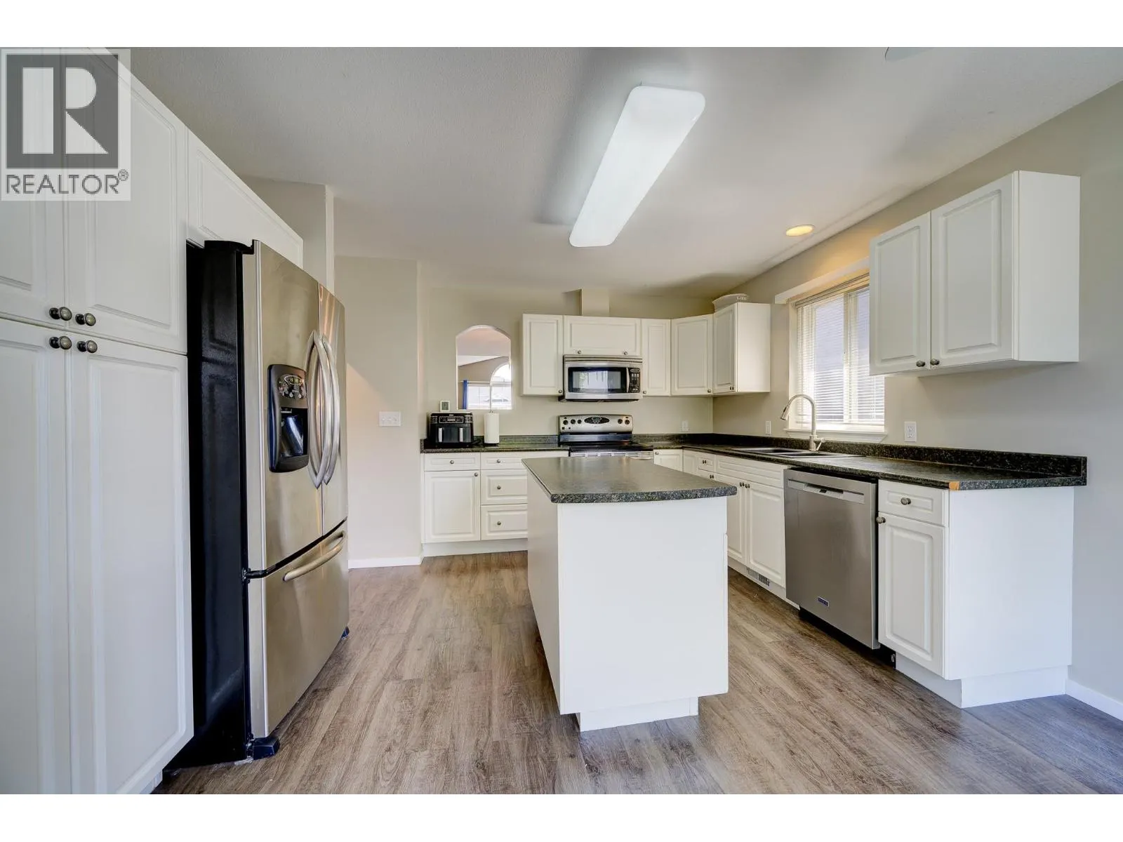 2217 Turnberry Place