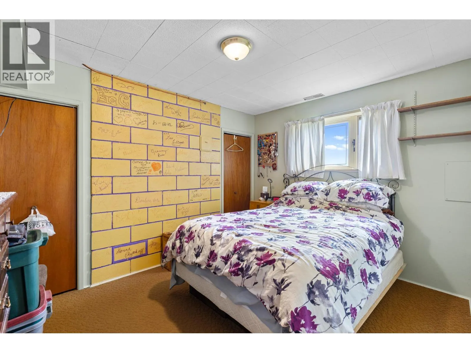350 Clarissa Road