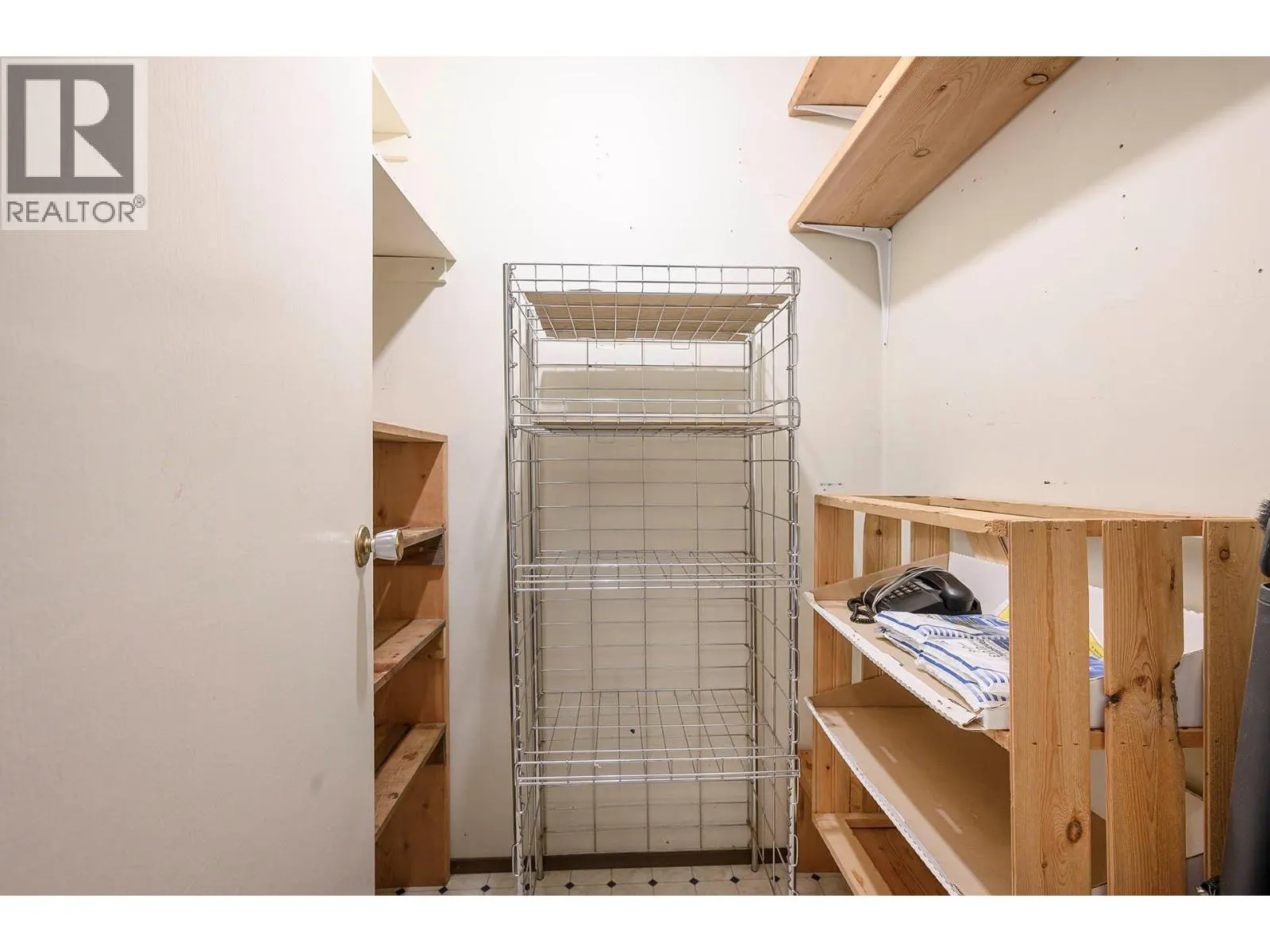 245 Park Drive Unit# 16