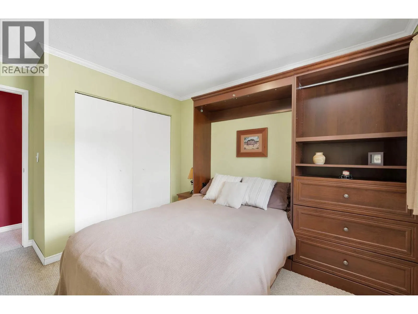 245 Park Drive Unit# 16