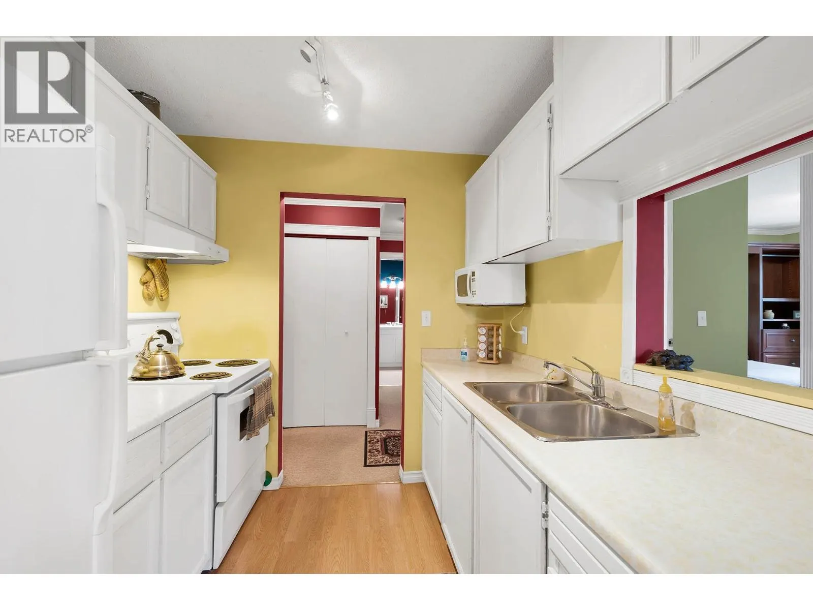 245 Park Drive Unit# 16