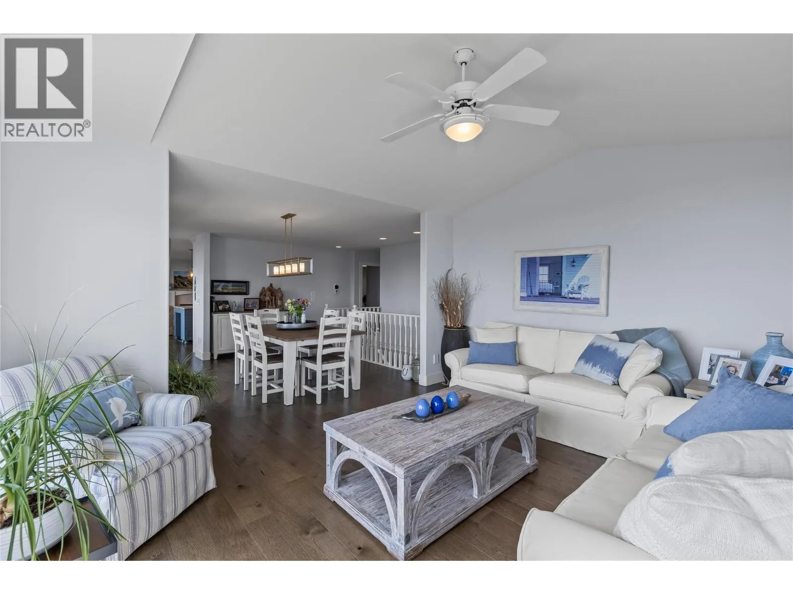 1546 Golden View Drive