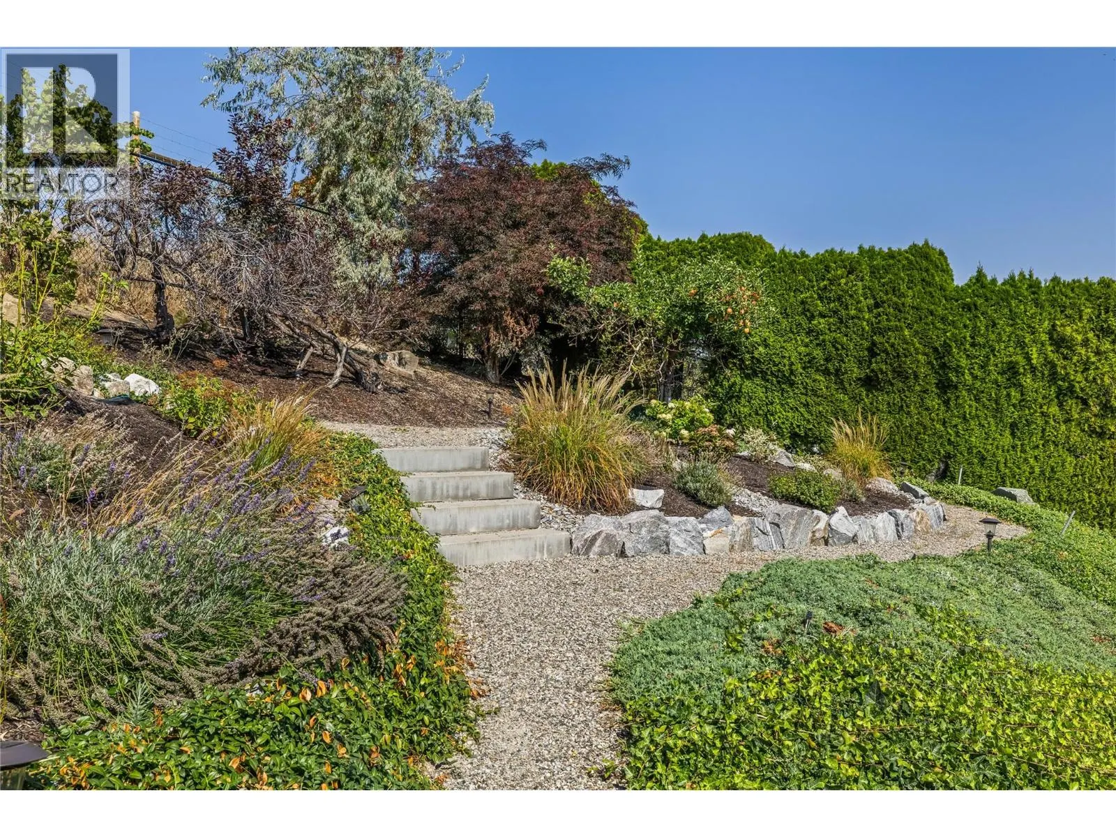 1546 Golden View Drive