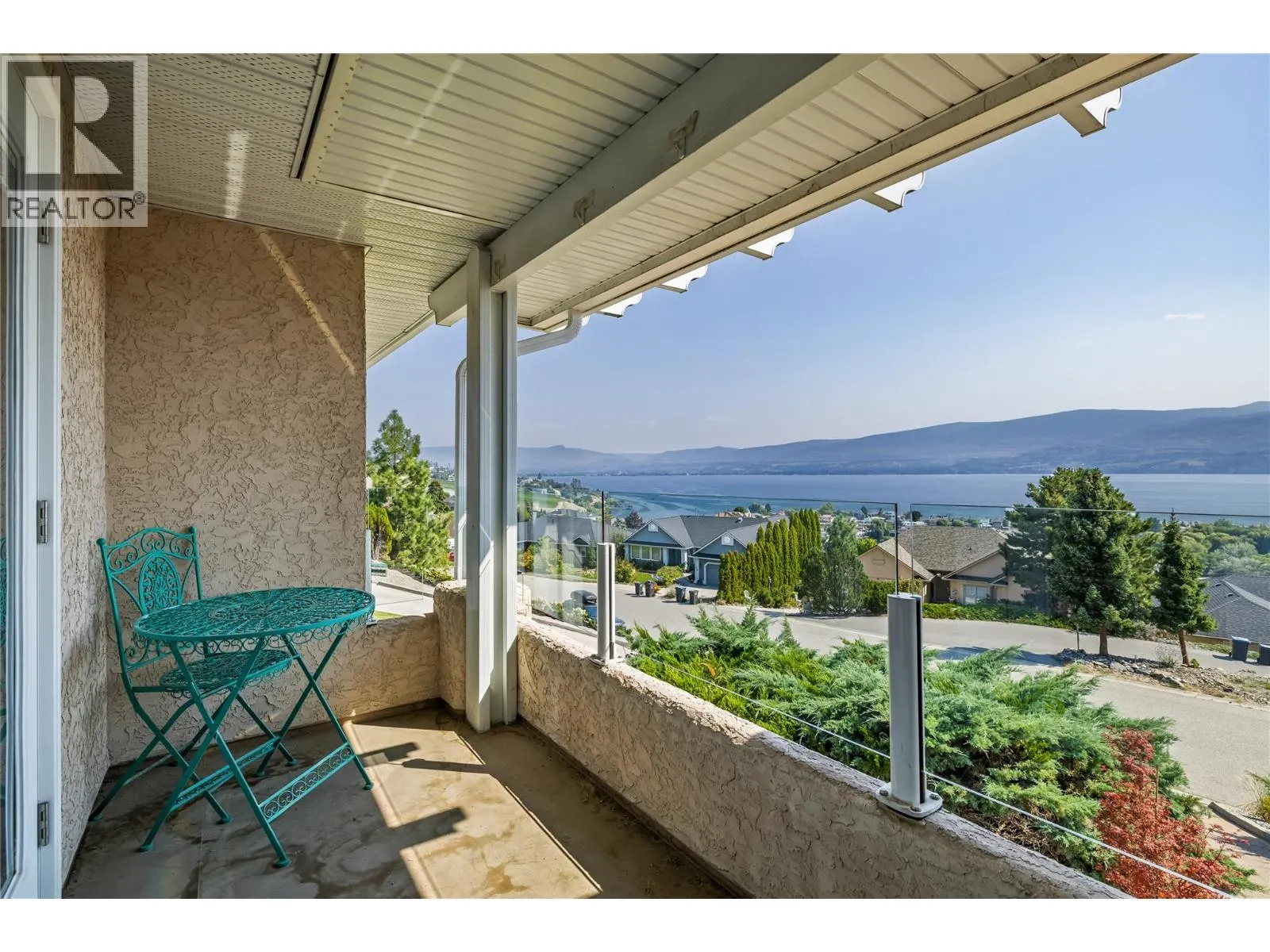 1546 Golden View Drive